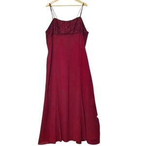 DOLLAR Elegant Burgundy Women's Spaghetti Strap Flower Detail Formal Dress 18W